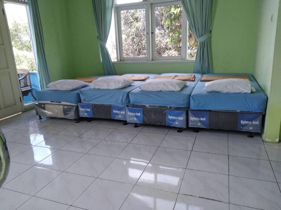 Garden Villas Cipanas Sindanglaya Kültér fotó
