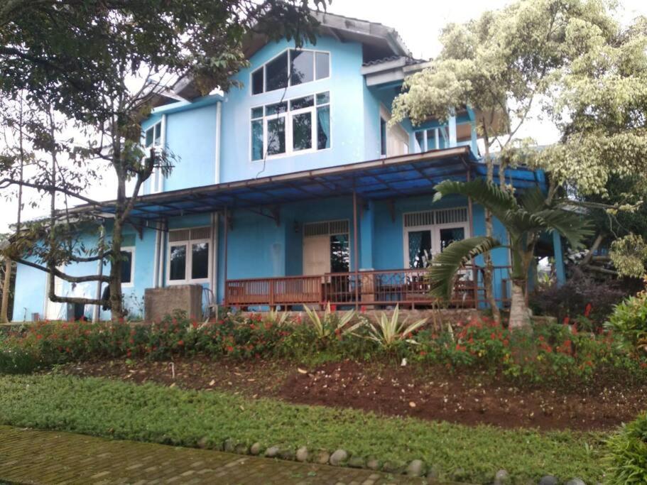 Garden Villas Cipanas Sindanglaya Kültér fotó